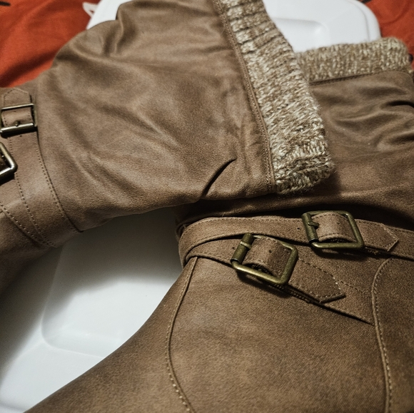 Torrid boots - Picture 2 of 6